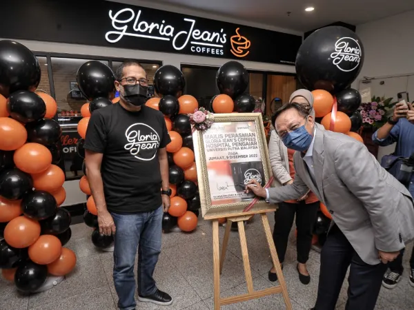 Gloria-Jeans-16-Cawangan