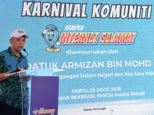 Pantai Manis 6